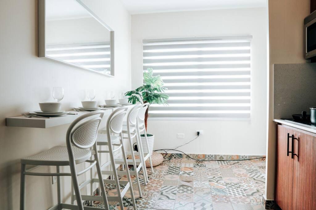 サンジョアンComfy & Bright Apt @ Calle Loiza - Walk To Beach / Calle Loiza Abajo -Nアパートメント エクステリア 写真